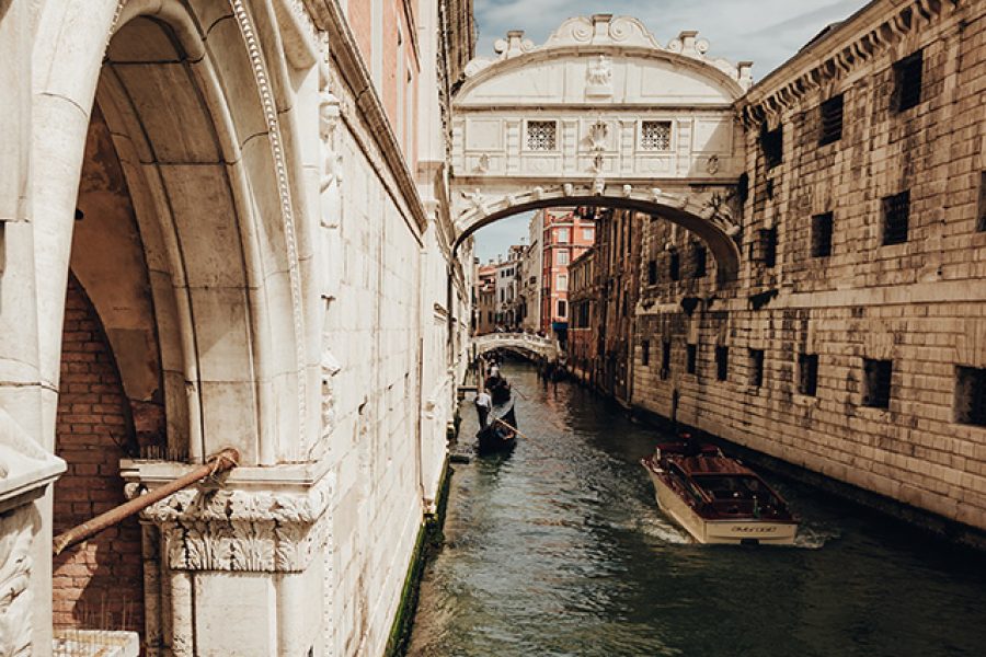 【來去義大利拍婚紗】景點 – 嘆息橋的傳說